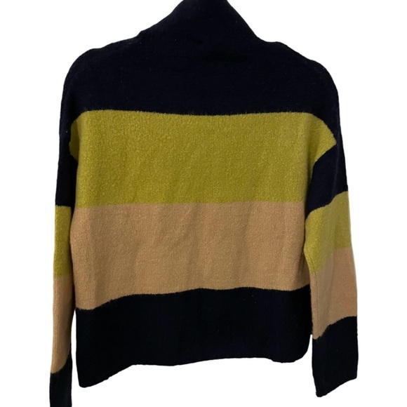 Cliché Color Block Turtleneck Sweater - Picture 1 of 4